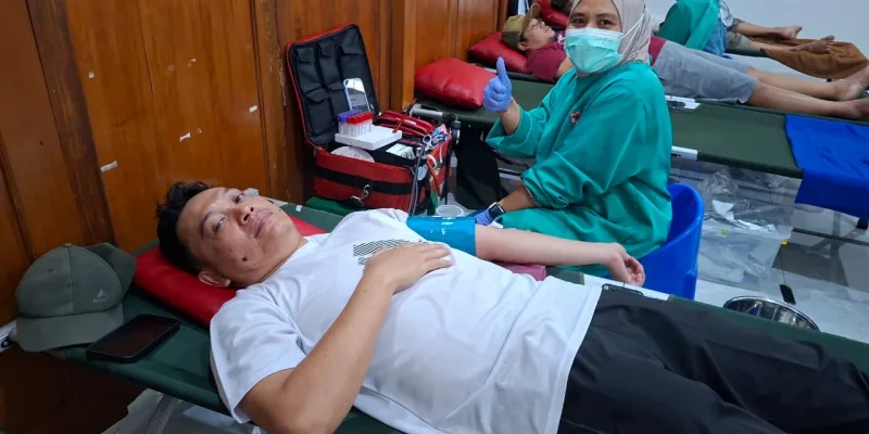 Dari Masjid untuk Kemanusiaan, Masyarakat Antusias Donor Darah di Vila Dago Tangsel
