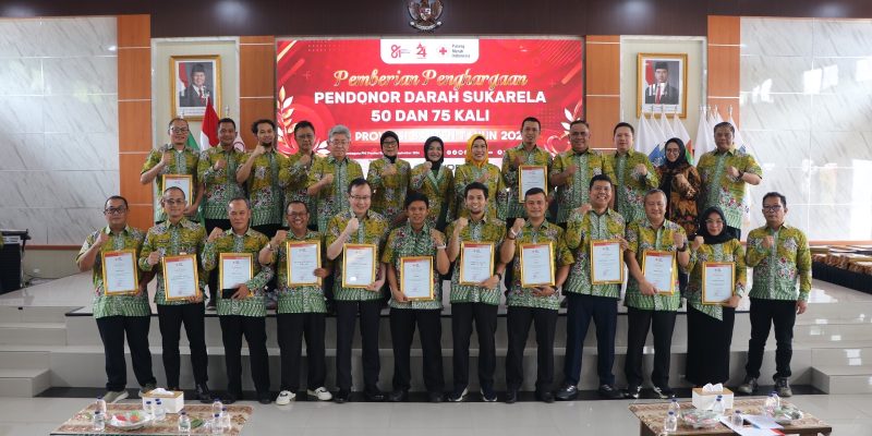 19 Pendonor PMI Kota Tangsel Dapat Penghargaan Kemanusiaan dari PMI Banten