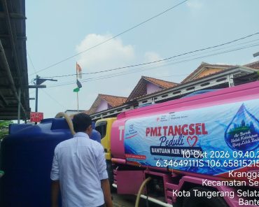 Bantu Warga Terdampak Kekeringan Keranggan, PMI Kota Tangsel Kembali Salurkan 16 Ribu Liter Air Bersih